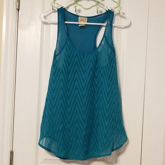 🦋3/$15💰Tank top - Picture 1 of 3